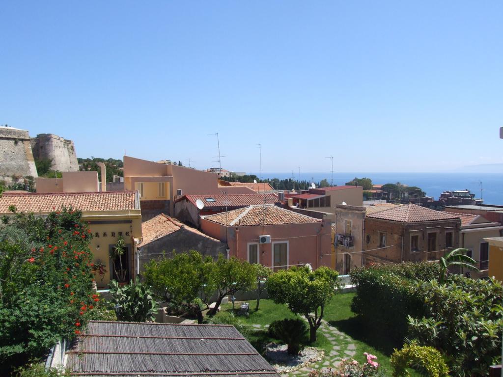L'Antico Borgo Bed & Breakfast Milazzo Exterior photo